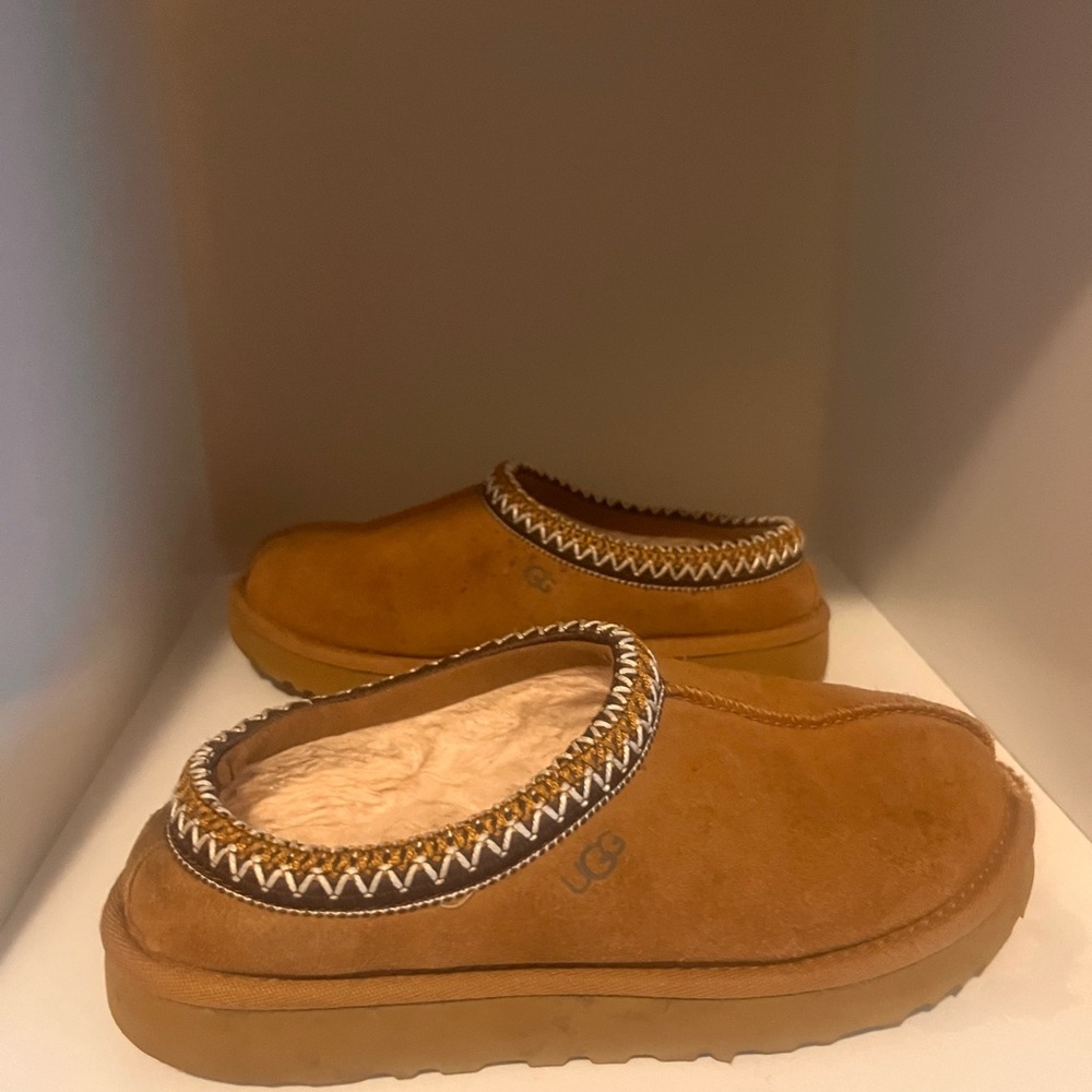 Ugg tasmins